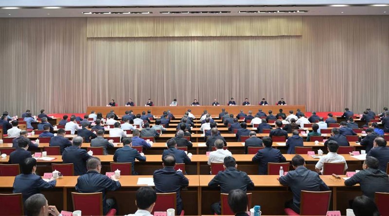 王晓晖在省委金融工作会议上强调
以打造金融强省为目标
扎实推进我省金融高质量发展
黄强主持 施小琳出席「相关图片」